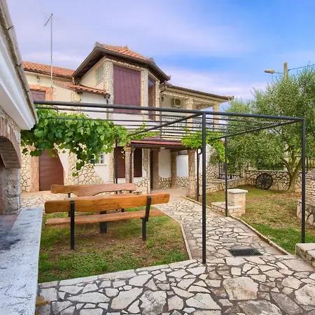 Gorgeous In With Kitchen Jadreški